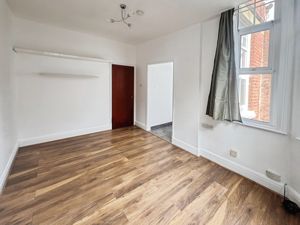 Lounge- click for photo gallery